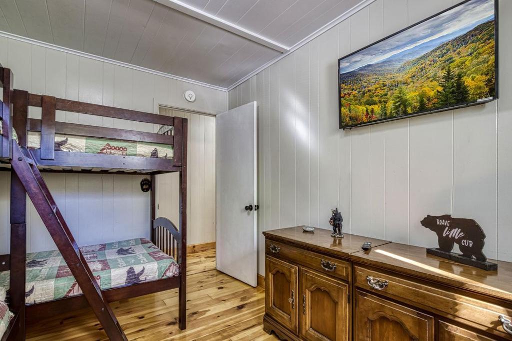 Four Bears Den Chalet *