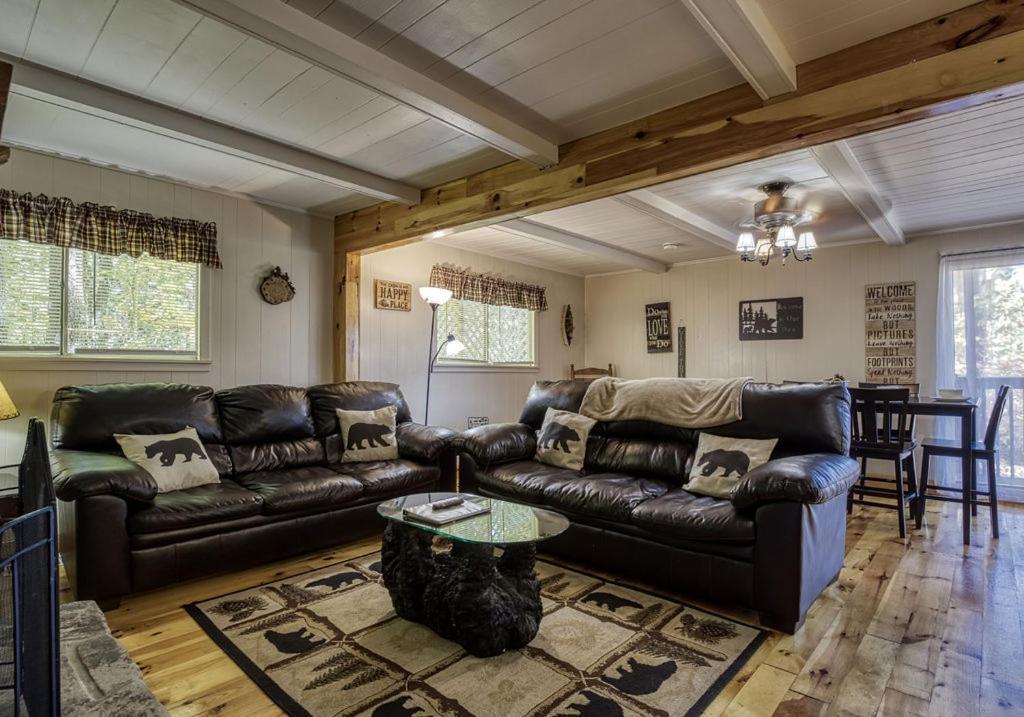Chalet Four Bears Den *
