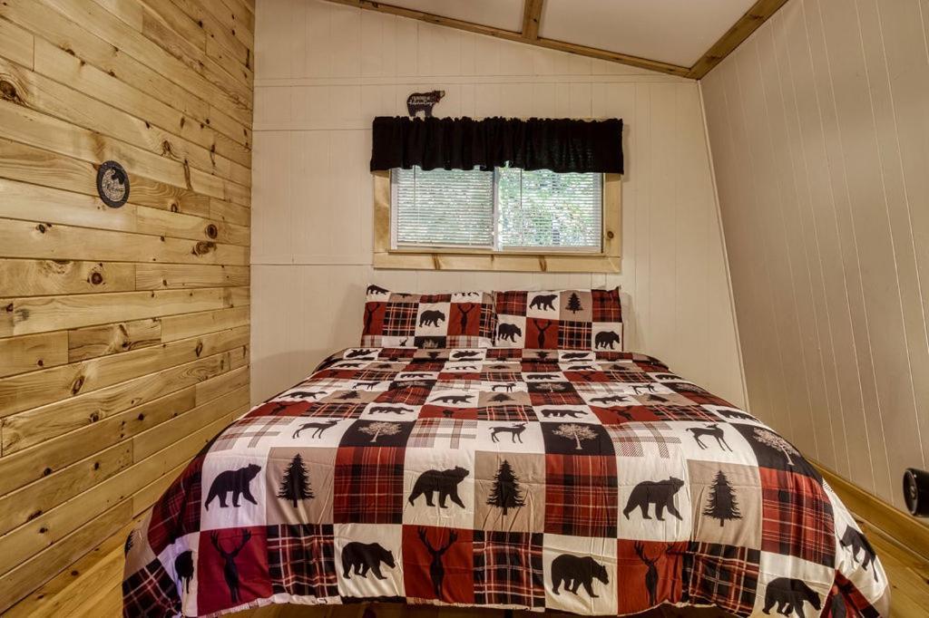 Chalet Four Bears Den